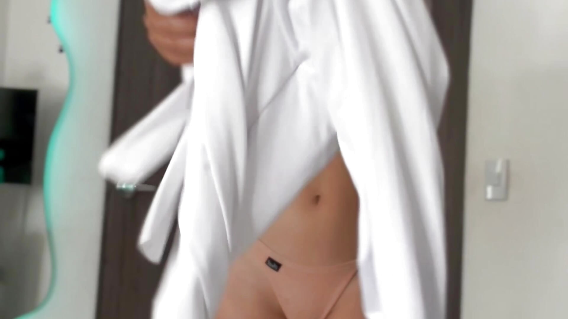 Dress with me😩🖤 - video by pretty_pettite cam model