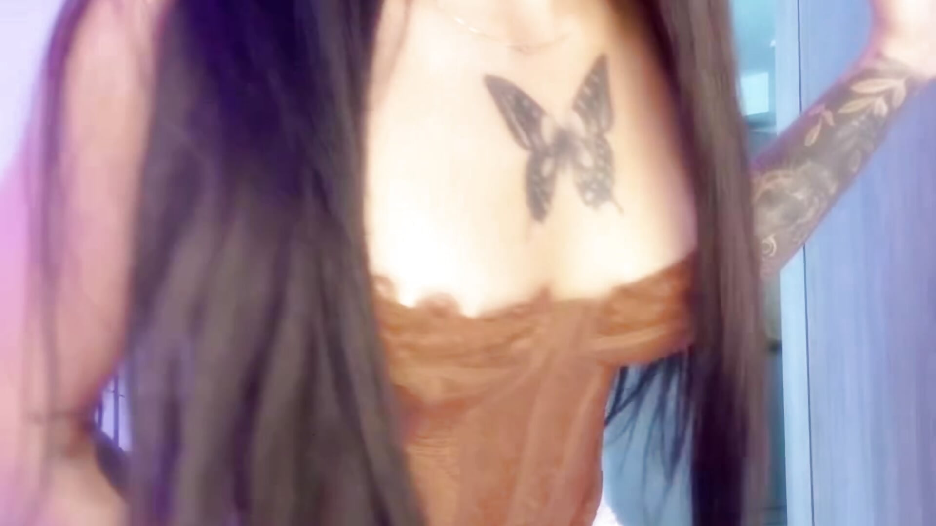 Hi - pretty_pettite 캠 모델의 동영상