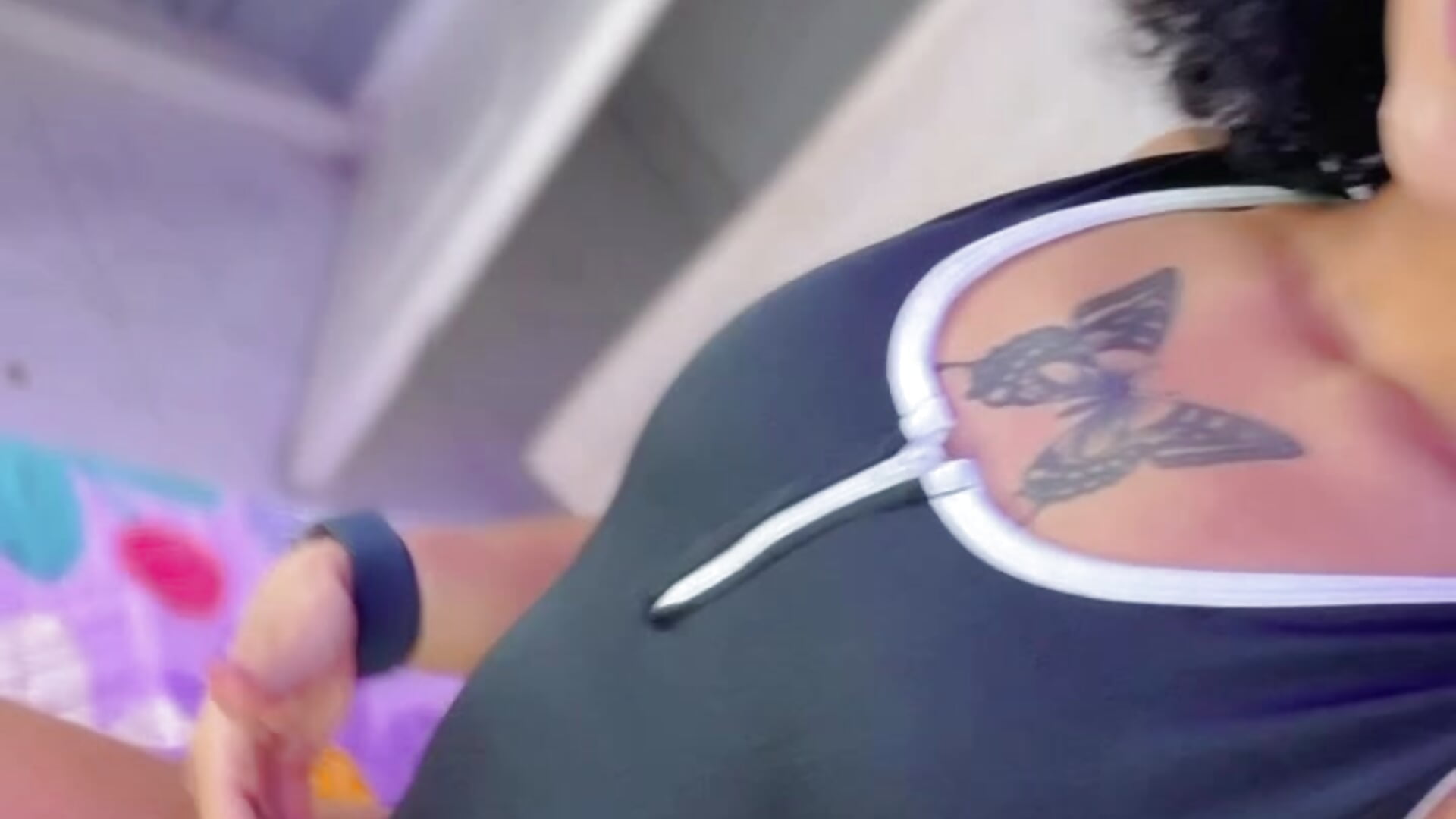 Online 💕 - video by pretty_pettite cam model