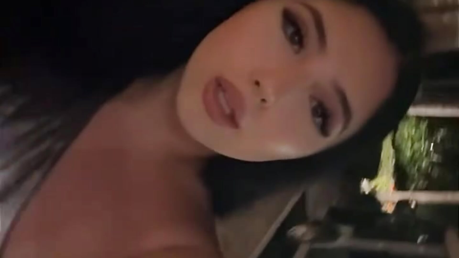 vacation by the sea - JennyFerguson 캠 모델의 동영상