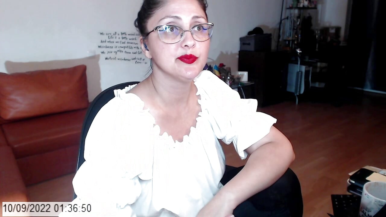 BDSM world: what is the dominant person/switch? - video od modelky/modela Imperatriza