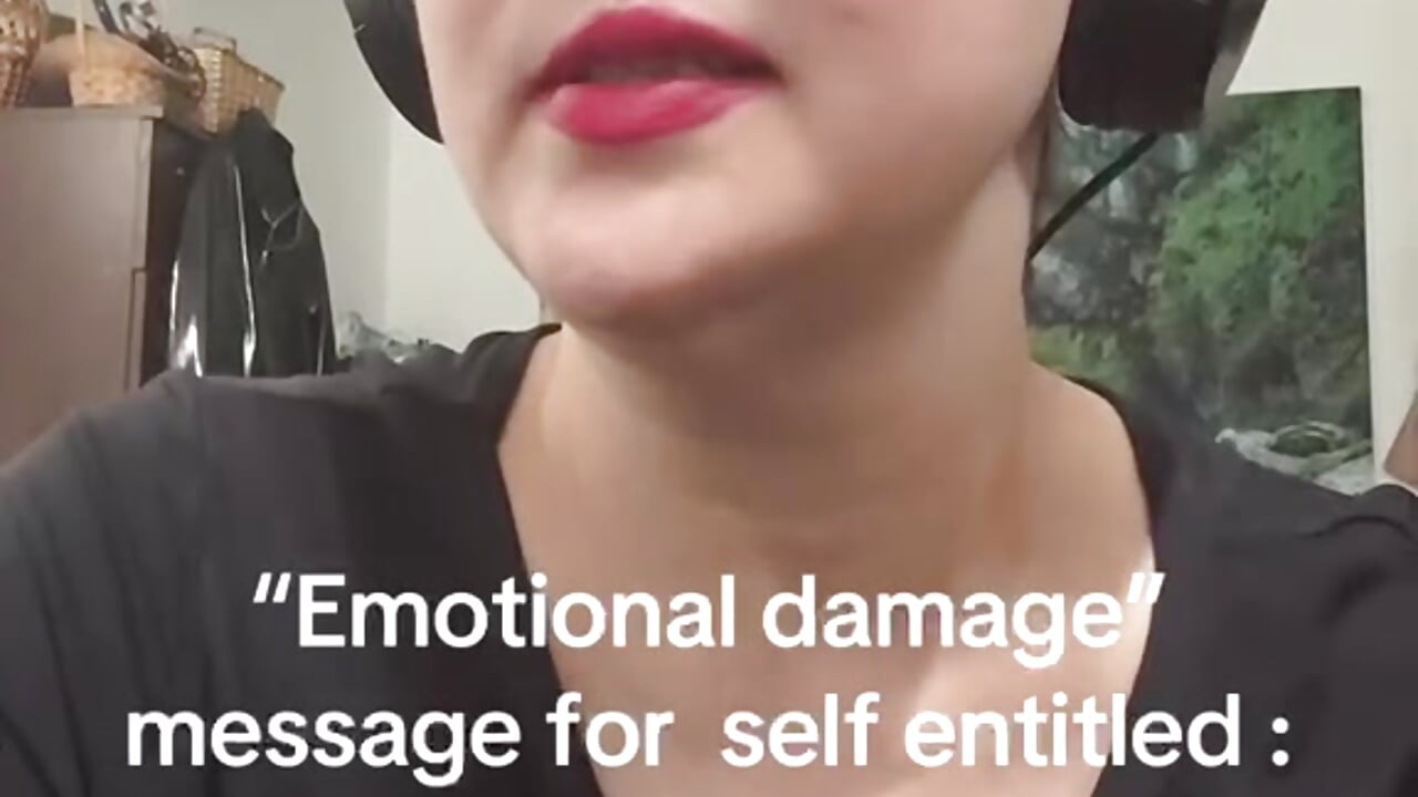 "Emotionally damage" message at self entitled pai slut - Imperatriza 캠 모델의 동영상