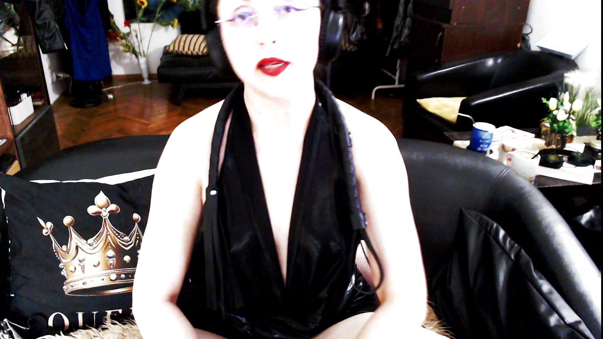 If I start typing really worse threats to those who pissed me off about my prices its really bad - Vídeo de Imperatriza, modelo de vídeos