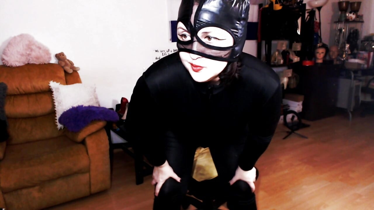 #StripOrTreat #Halloween #catwoman #smoking #leathergloves #catsuit #bullwhip