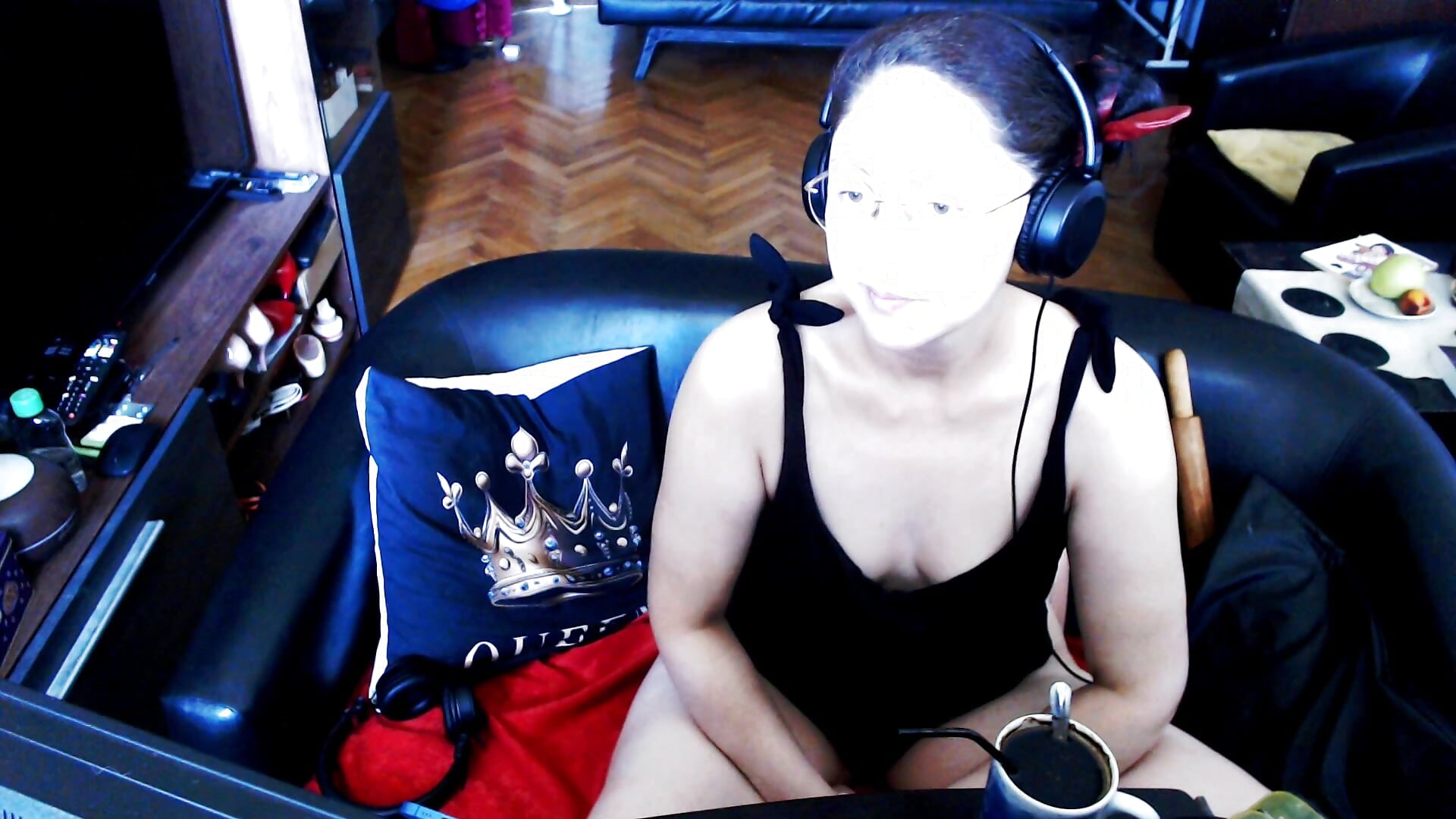 my trading phone is down so today no fearless signal, keep fapping under the desk, team－カメラキャストのImperatrizaの動画