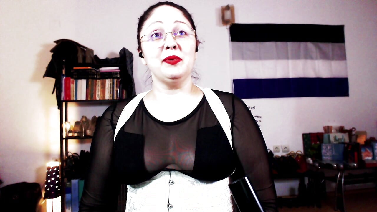 After 21 years of VDC, stupid people still visit me and spend the most imp they have: their time! - video od modelky/modela Imperatriza