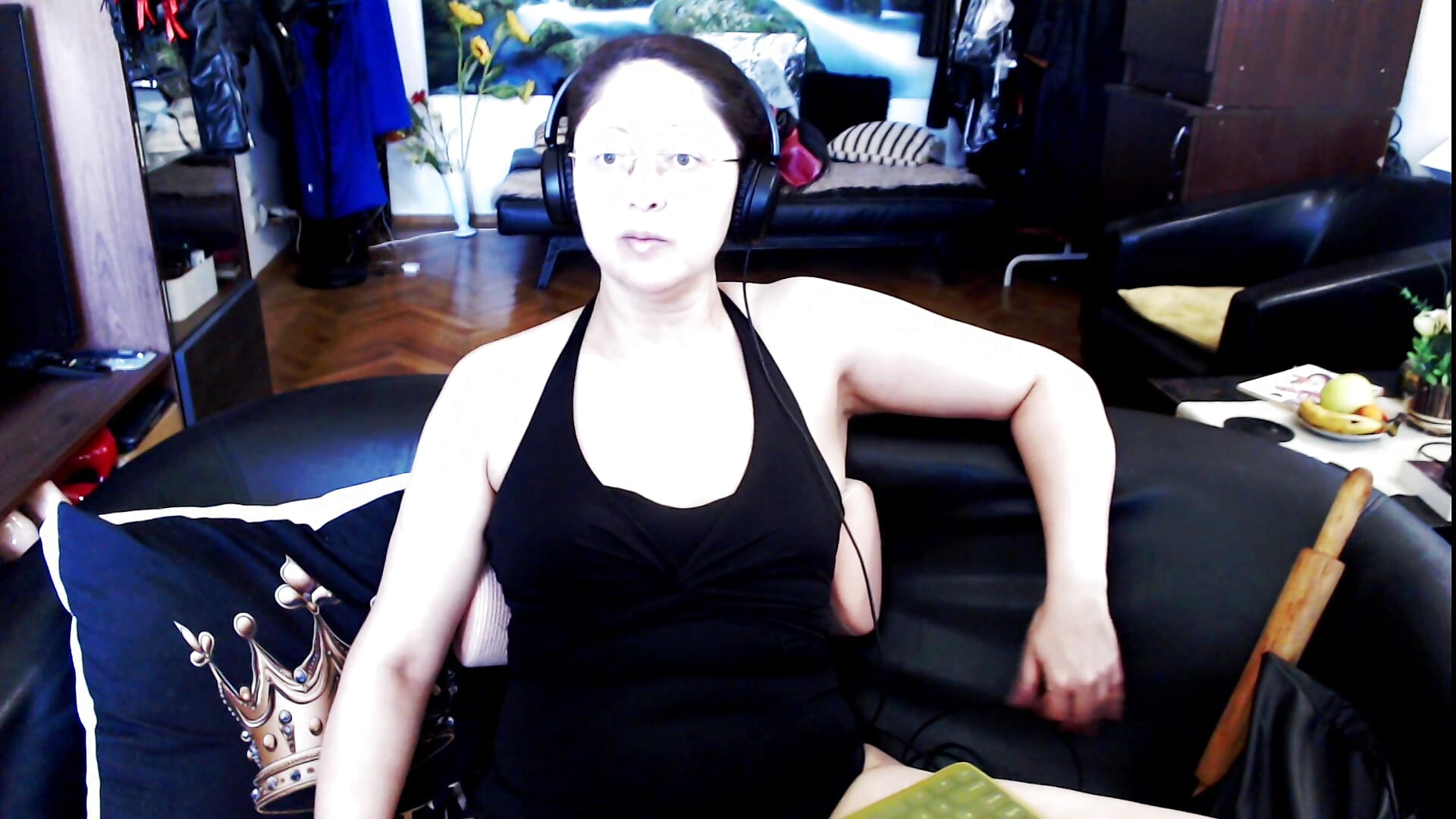 Findom receiver - le dau ban la idiotii care nu au PM deschis!Sunt inutili si ca voiori! – video af Imperatriza cam-model