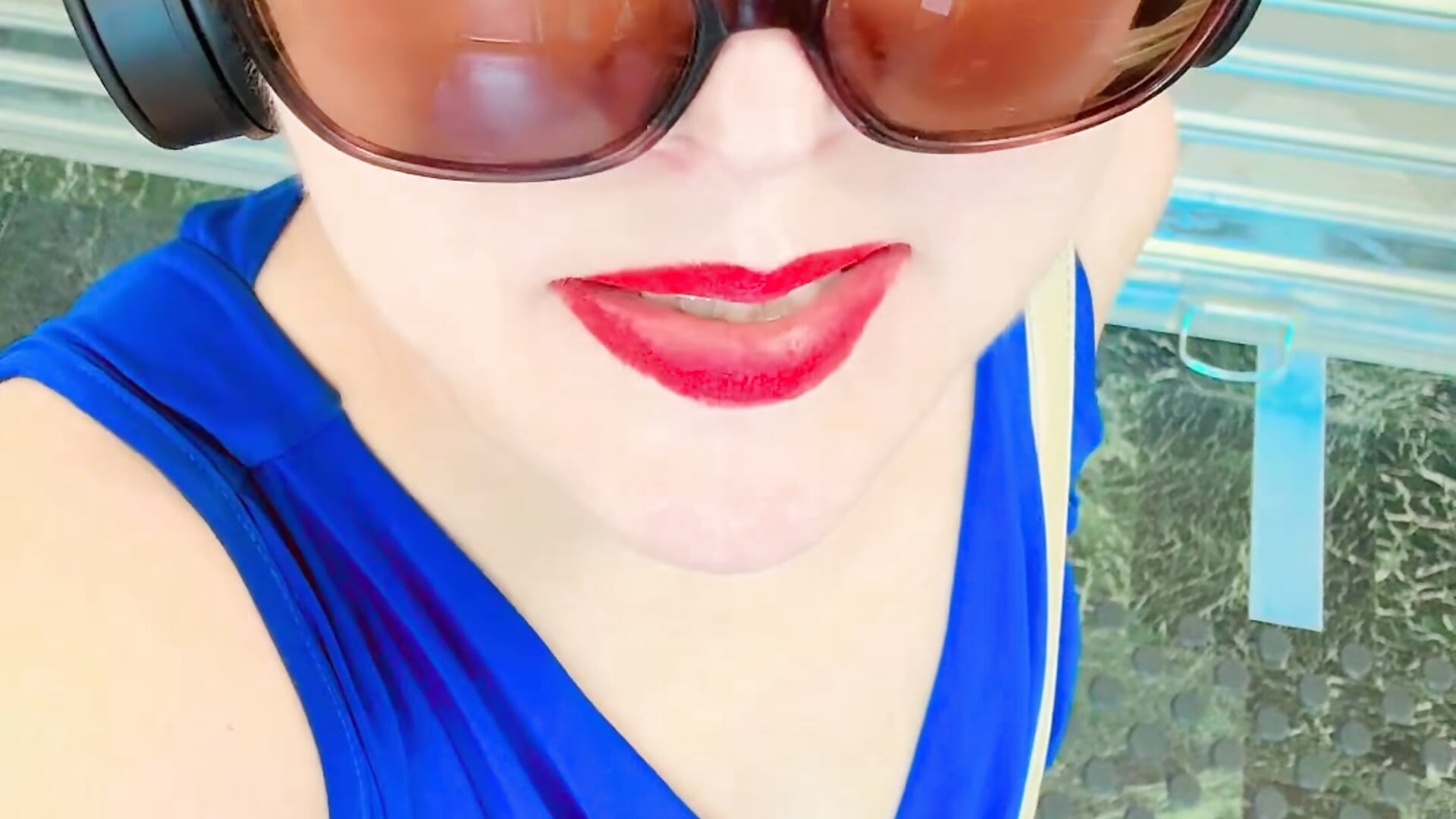 Scorpia din Carpați is not straight/hetero, neither want to leave her country – video od webkamerové modelky Imperatriza
