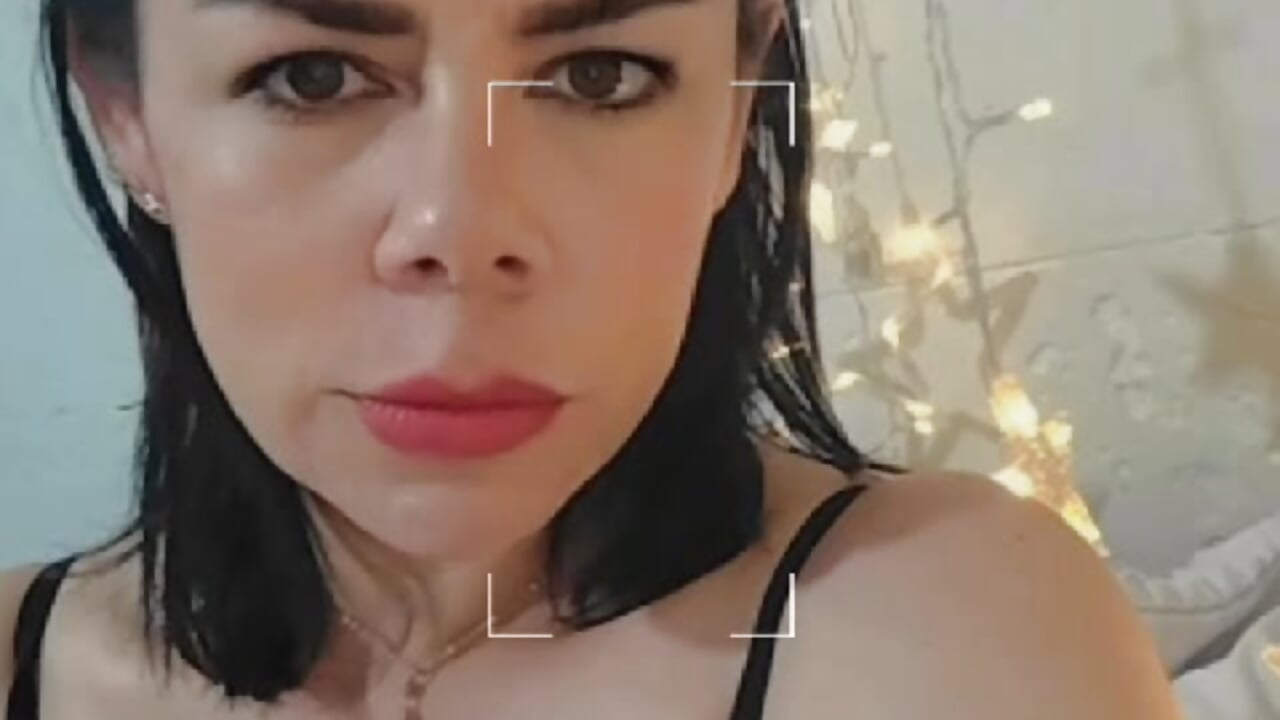 profile-intro-video-1705012900 - RamonaSimons 캠 모델의 동영상