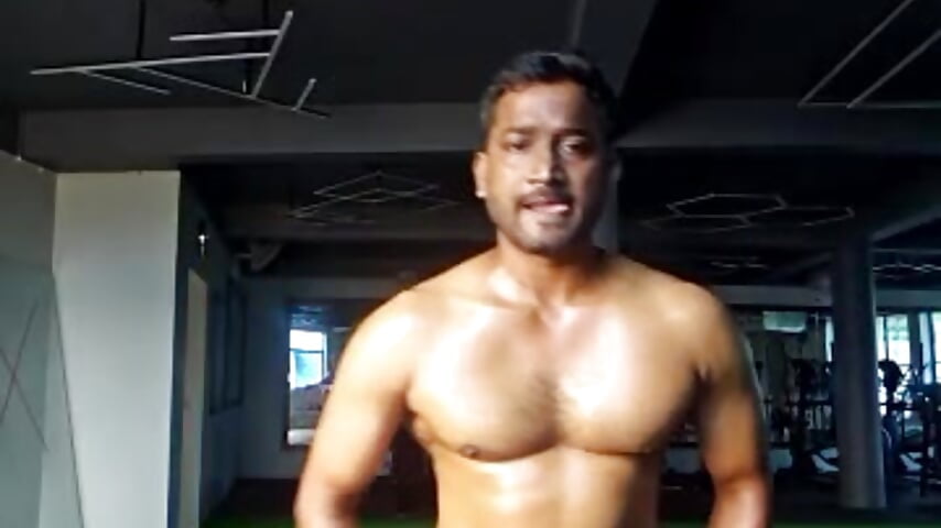 Oil Massage 🫣 - copy 11 Jan 08:11 - RabitheRambo30 캠 모델의 동영상