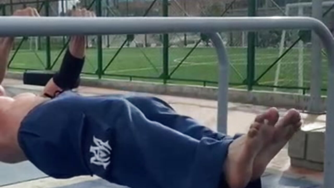 FRONT LEVER - video by diego_sw09 cam model