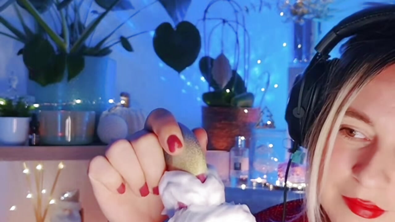 d1f39dbdee6d4b868539f78224ef7236 - video by lyajoliee cam model