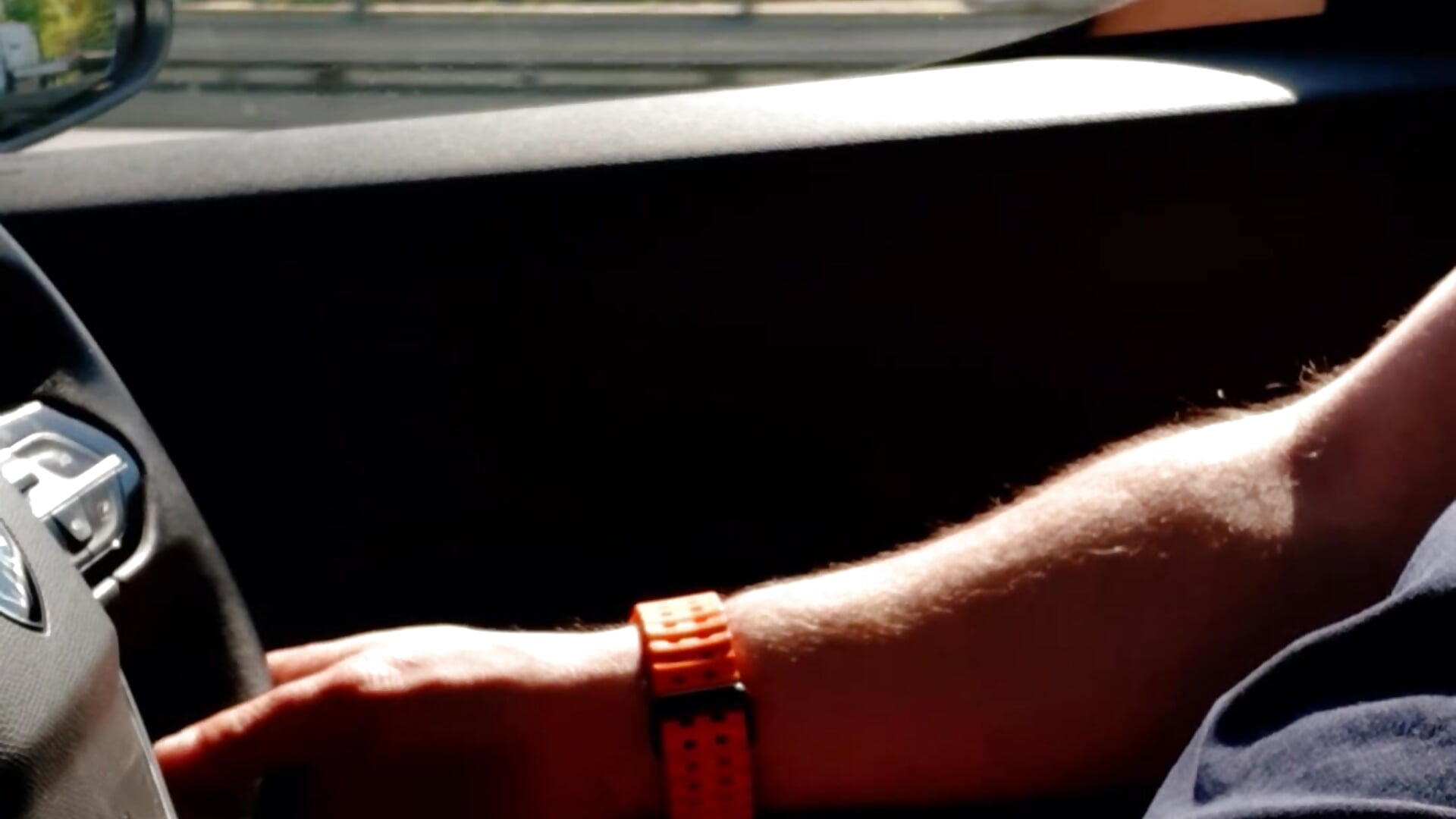 Car - vídeo de la modelo de cam BigHenrySNC