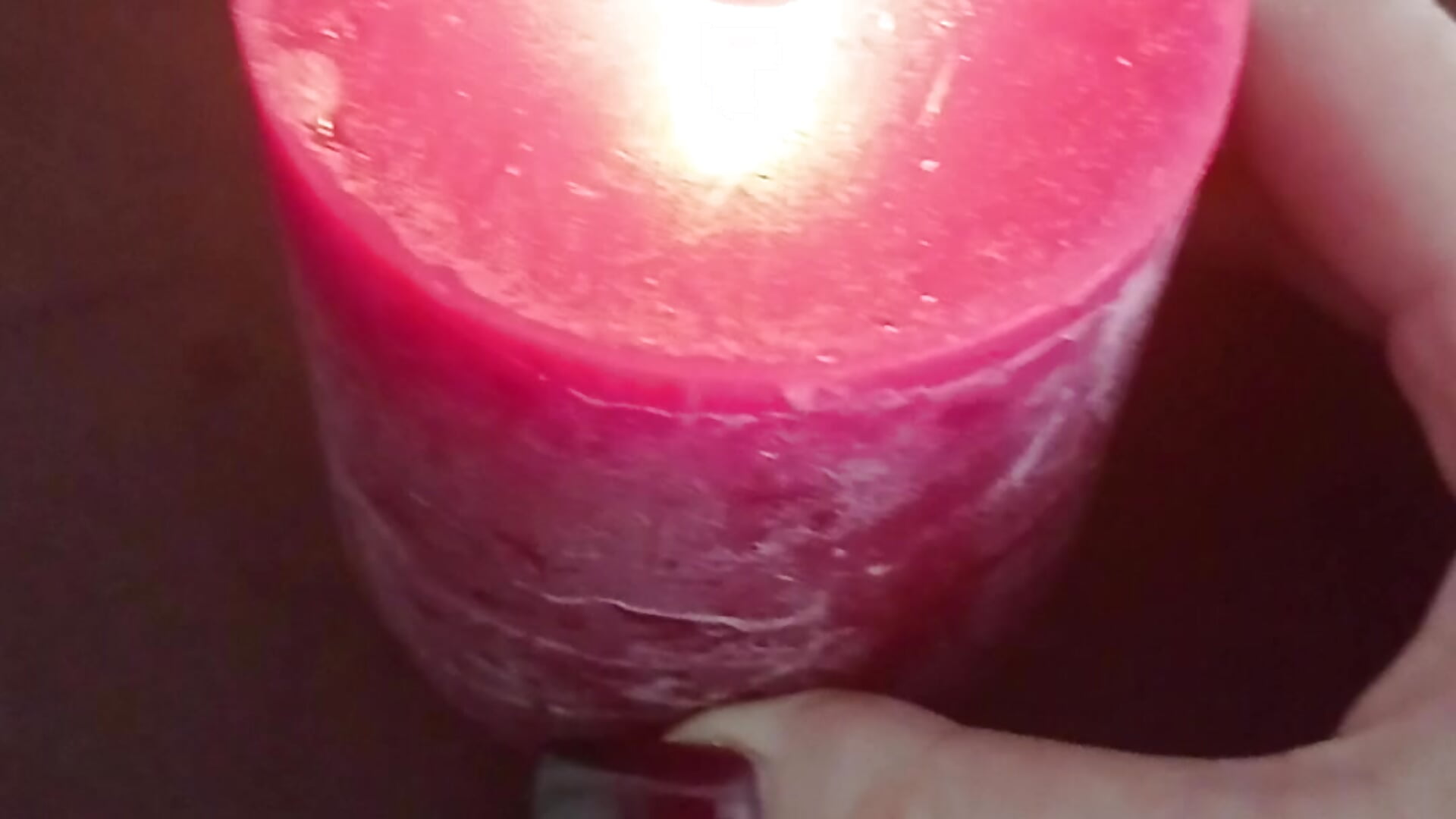 Magic candle – video af MartiniiSelenna cam-model