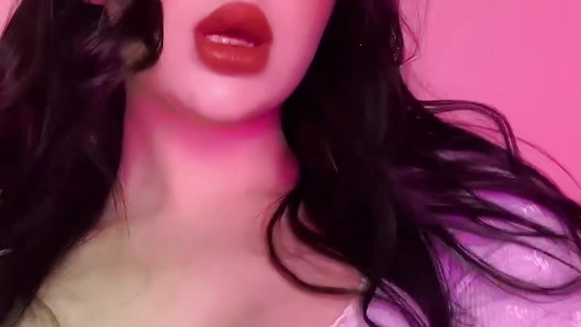 Electra's chest	(¬‿¬ ) - video av ElektraSunshine cam-modell