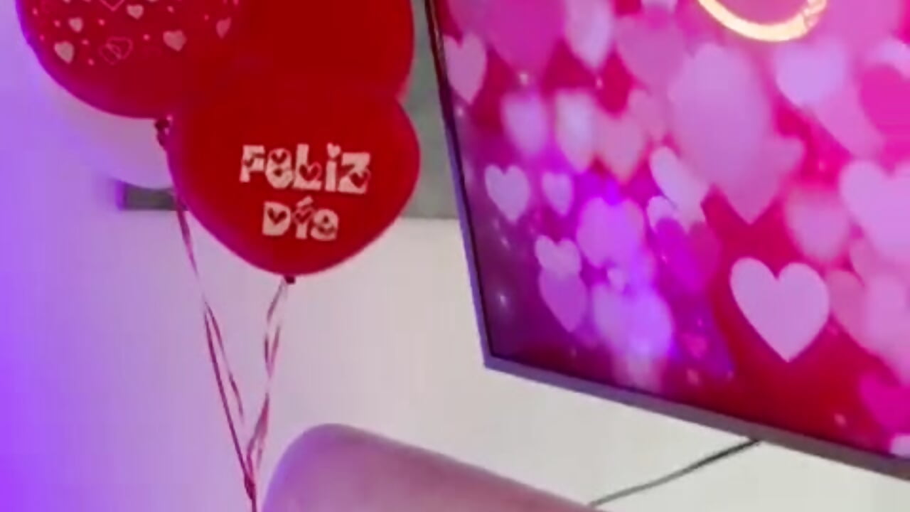 san valentin - video by LAURA_VANESA cam model