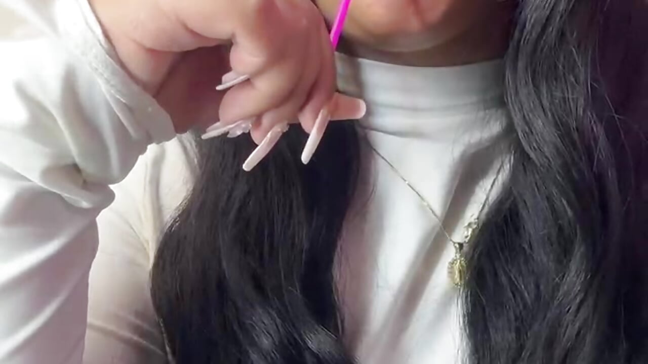 Watch how I wrap this bonbon with my tongue. Imagine it's your cock! - video by MarianaGarciaa__ cam model