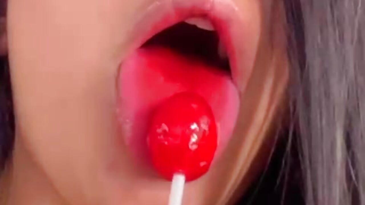 You want to be my bombom! 🤤－カメラキャストのMarianaGarciaa__の動画