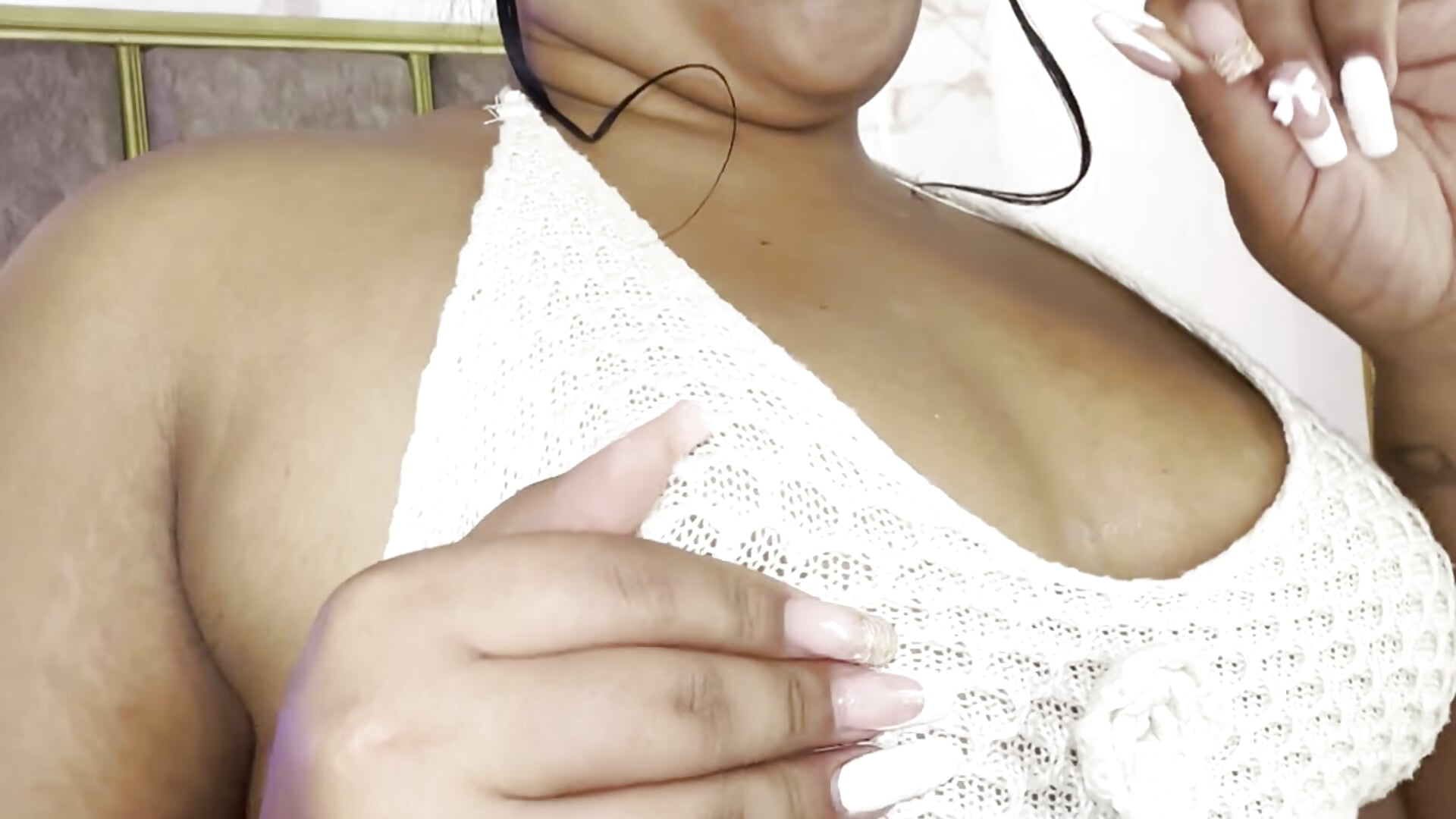 a delicious tour by a sexy latina－カメラキャストのMarianaGarciaa__の動画