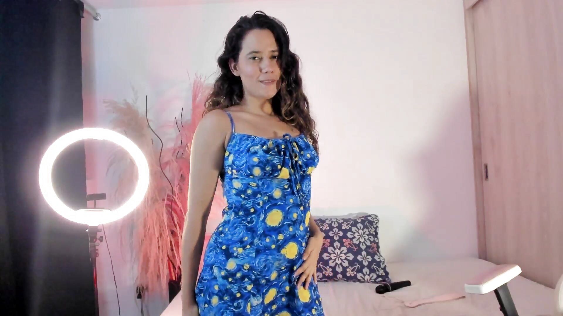 Let's dysfute together - video by lovely_kitt cam model