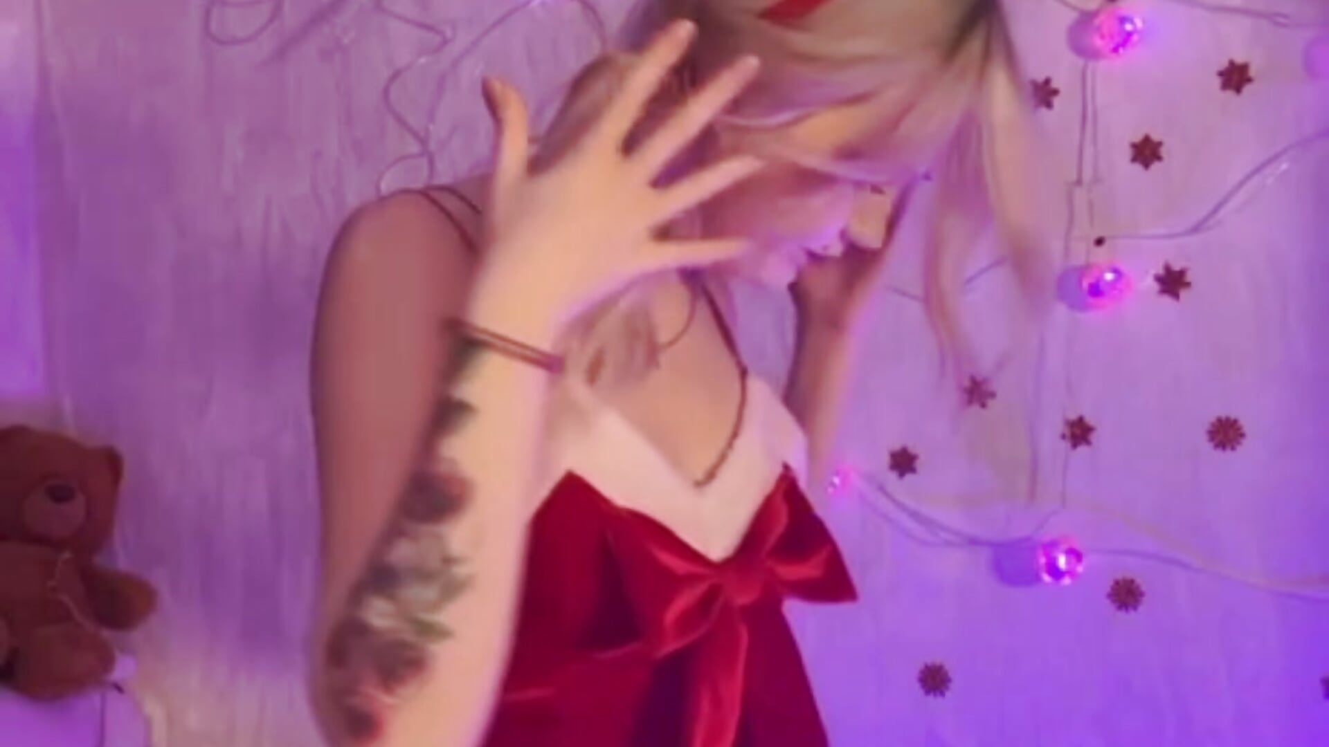 Merry Christmas - video by Teasing_Molly cam model