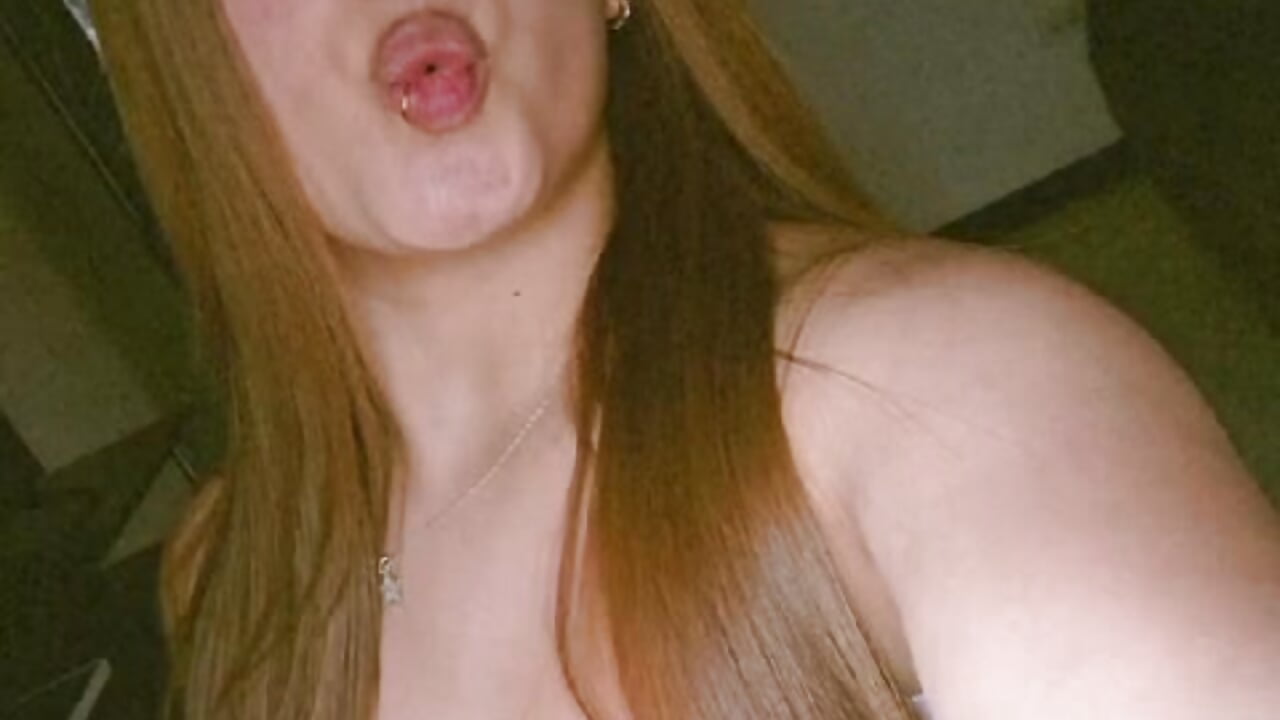 WhatsApp Video 2023-10-03 at 10,37,00 PM - video by ema_tayy cam model