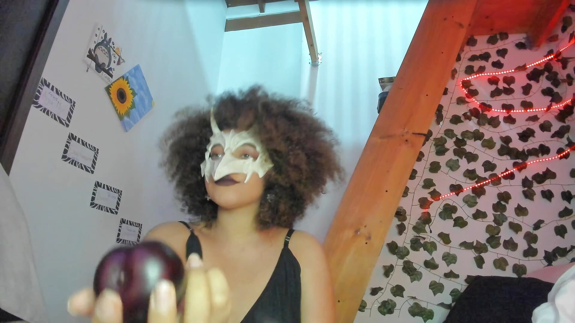 2023-10-31 18-34-22 – video od webkamerové modelky Ada_gales_