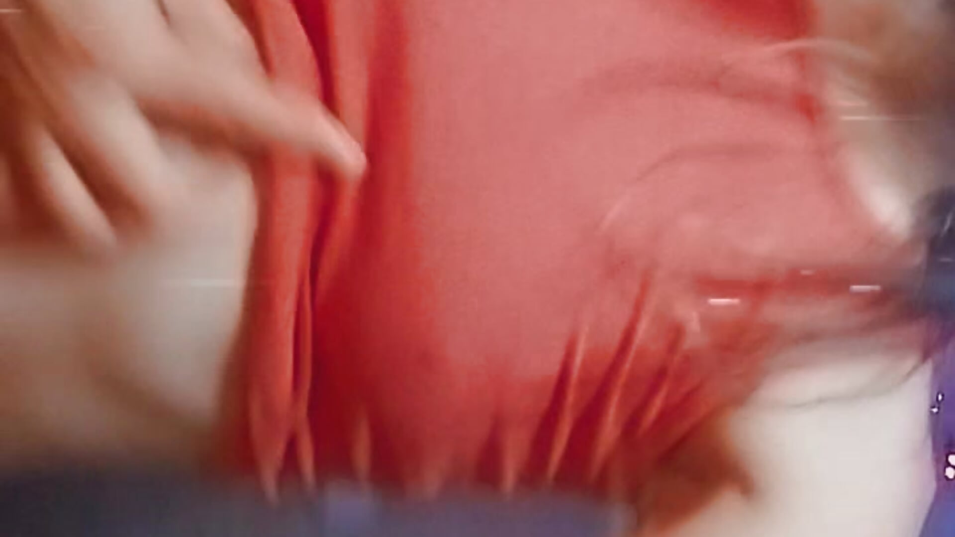Titty rubbing - video by looselylusting cam model