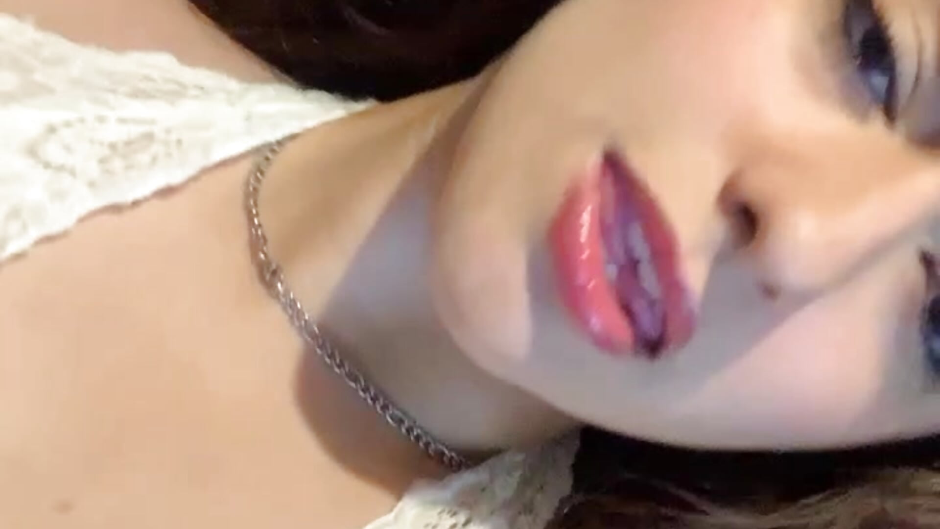 TIME BEFORE STREAM - video by Ales_Kitten cam model