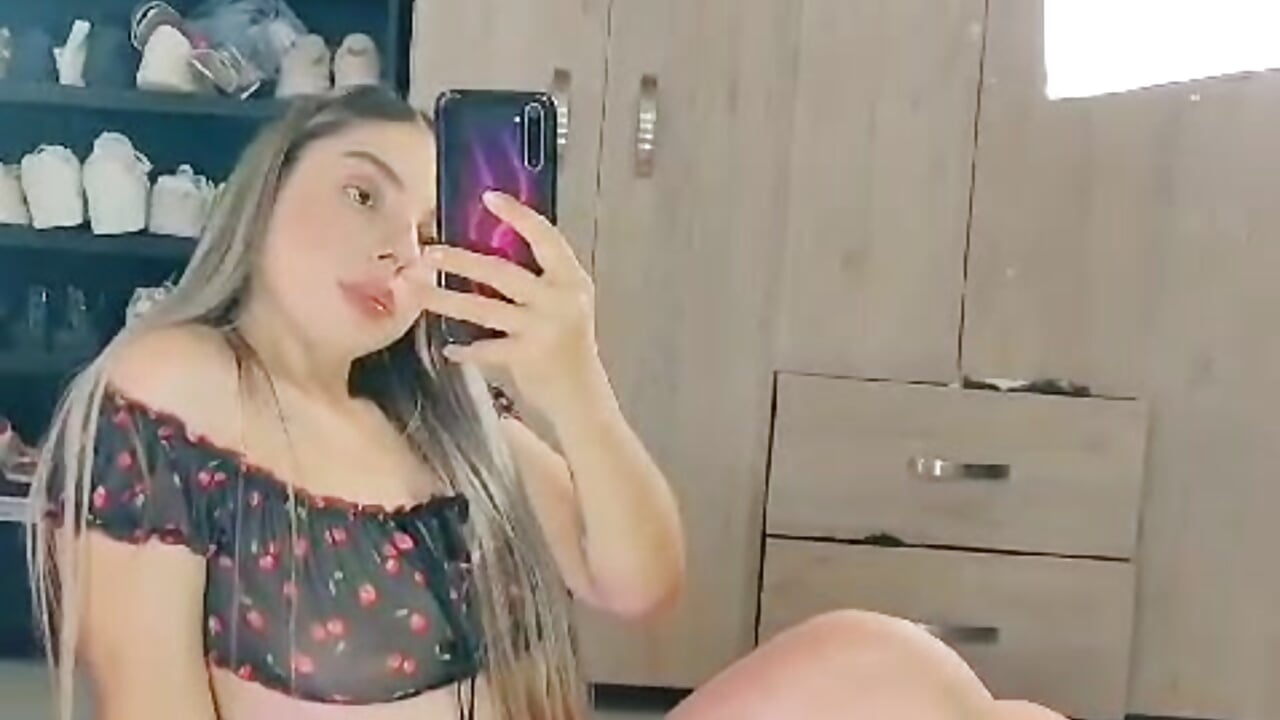 happiness in my beauty. - فيديو من AbrilZannetii موديل الكام