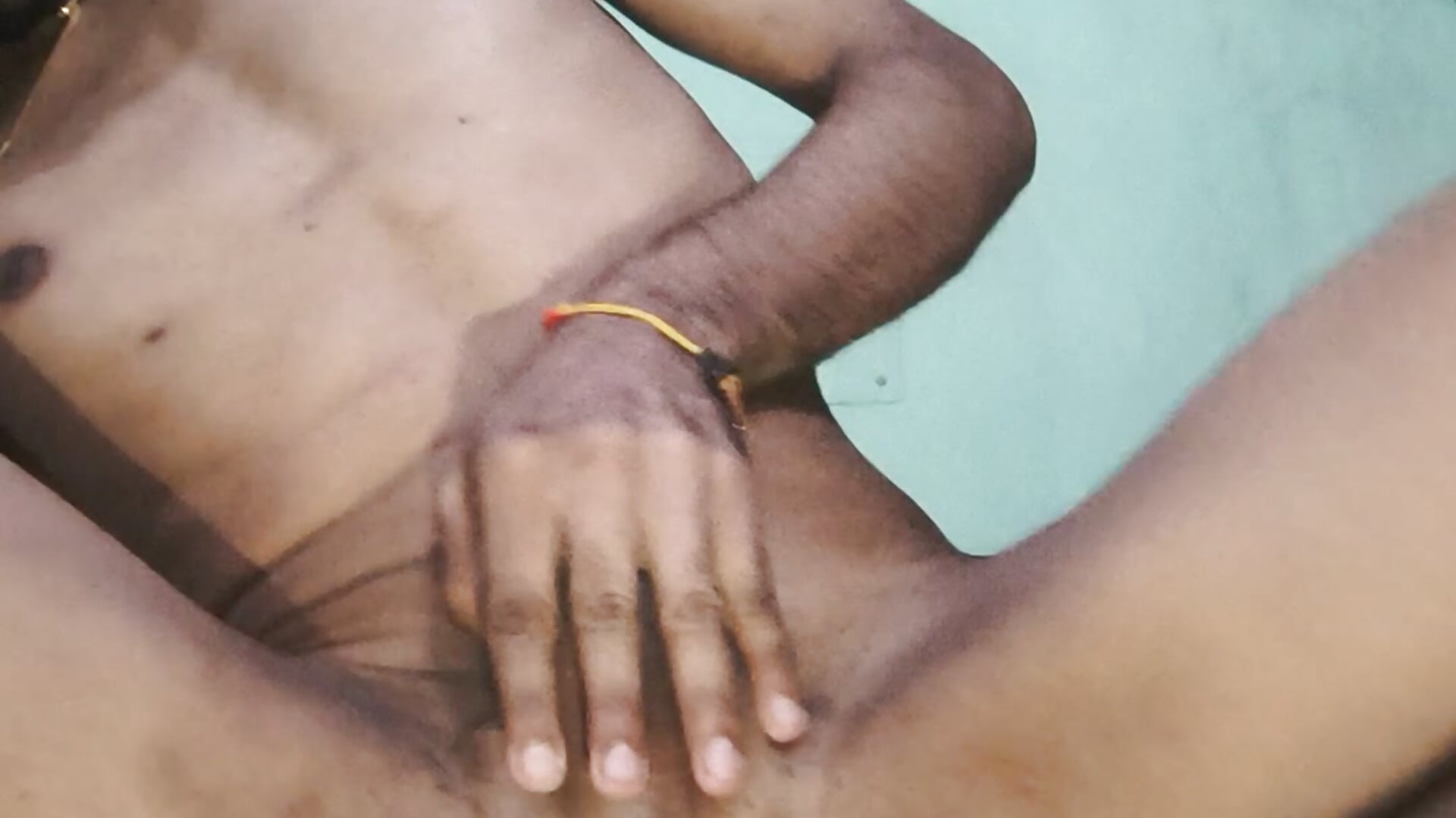 Reverse cowboy close up ( skinny bottom) – video od webkamerové modelky king_akash2000