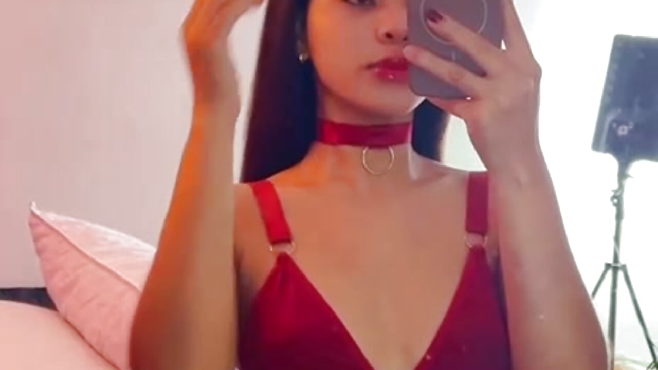 You haven't misbehaved… yet 😇😈 - vidéo du modèle de showcams littleebonny