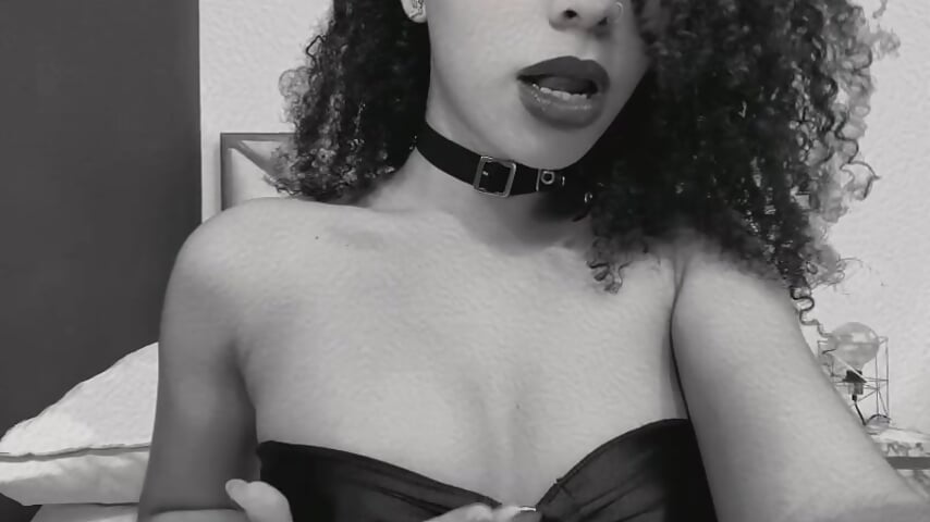 Love is composed of a soul that inhabits two bodies... 💗 - vidéo du modèle de showcams littleebonny