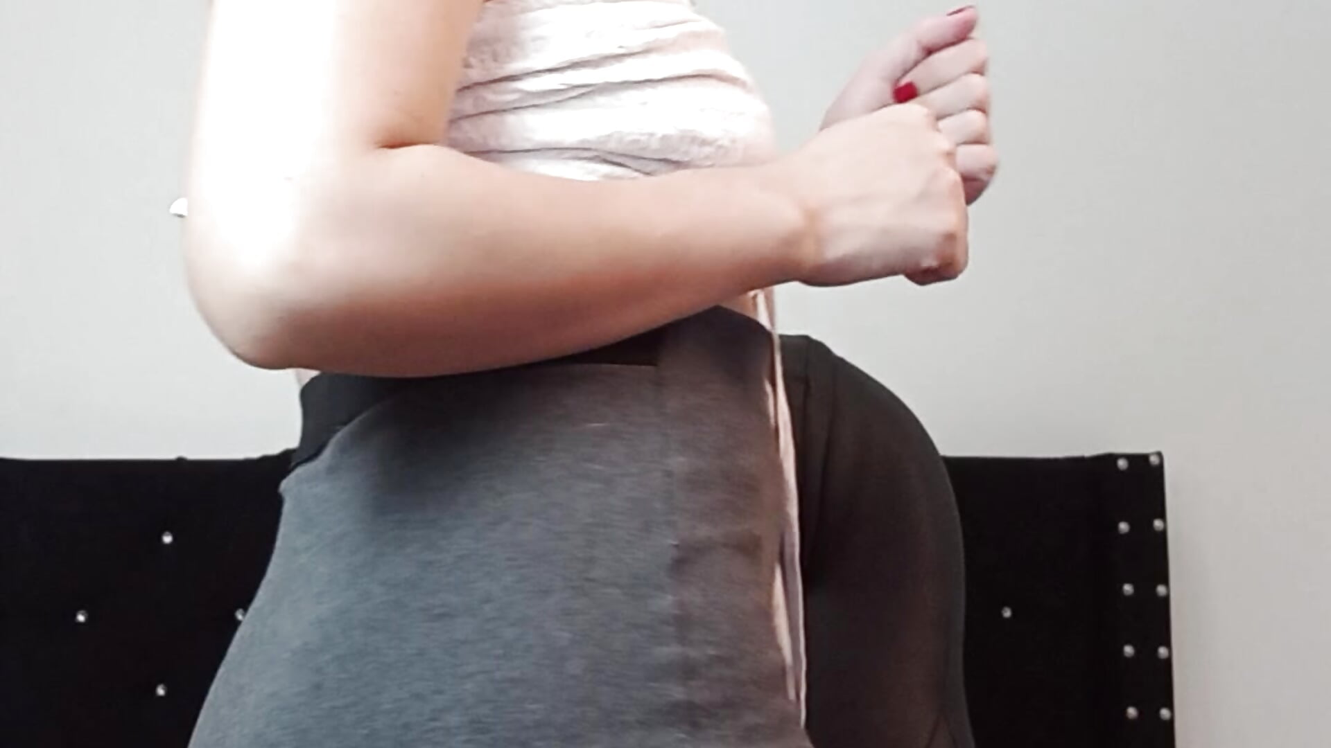 VID_20251114_073945.mp4 - vídeo de la modelo de cam Angeli_Naughty1