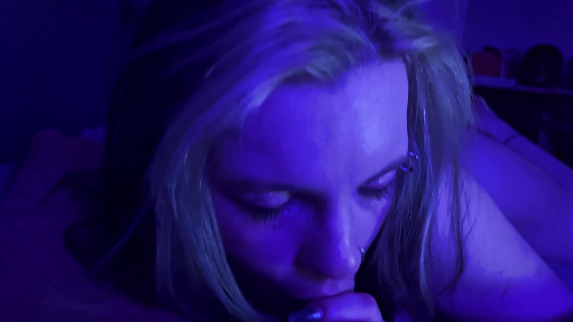 Blowjob and fuck pussy neon edition <3