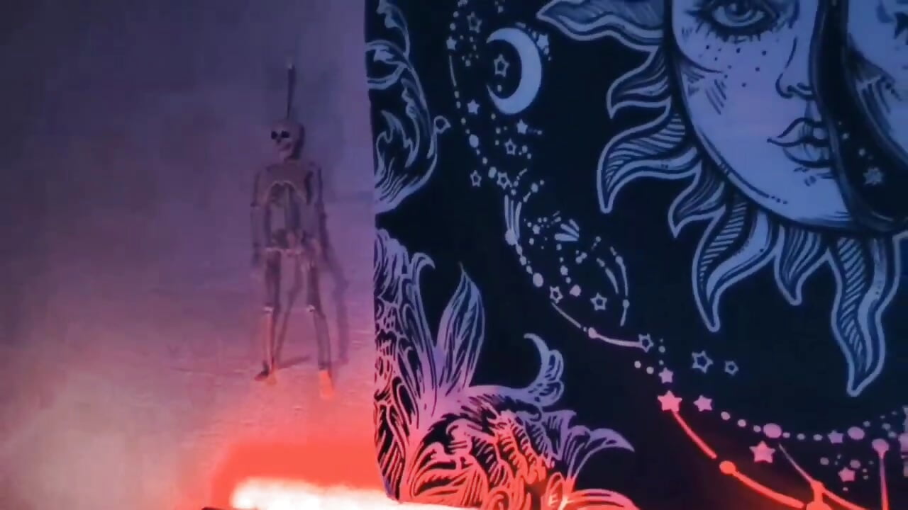 Red Riding Hood and Wolf - vídeo de la modelo de cam immortal_fuckers