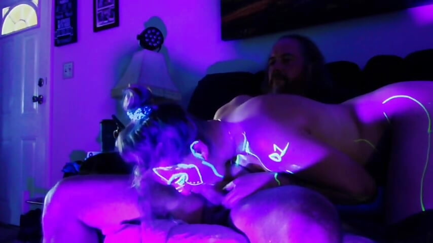 Blacklight deepthroat