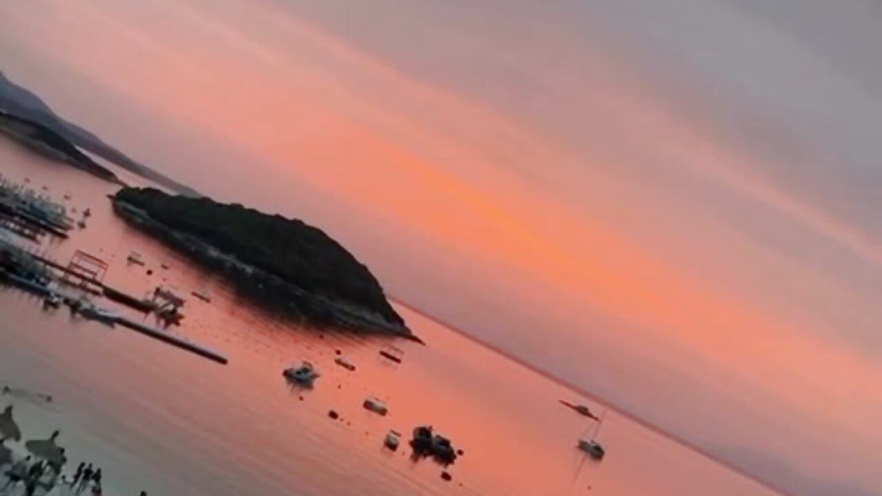 Sunset with me - video by EvaSunderland cam model