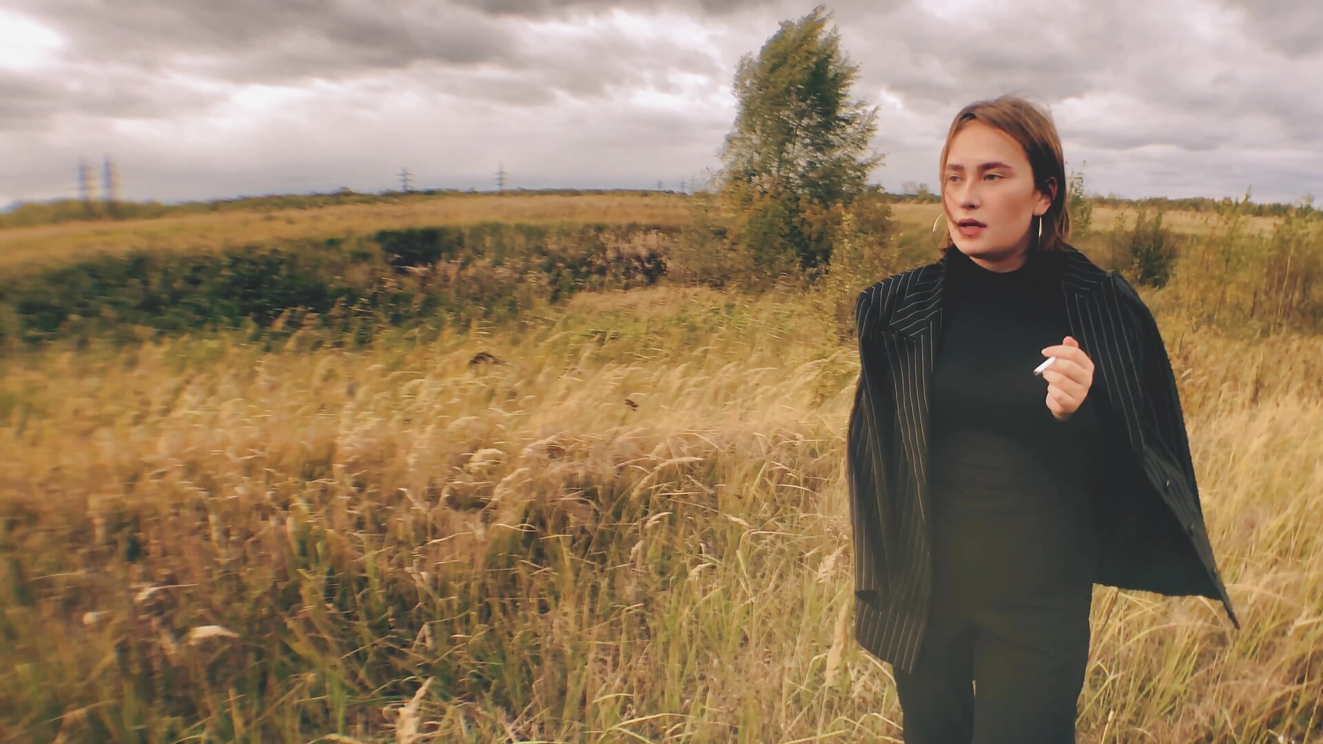 Live — filmik LisaSquirtfist, modela(-lki) na kamerkach