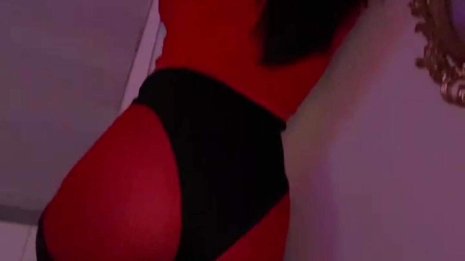 Happy Halloween - video by Ema_Larson cam model