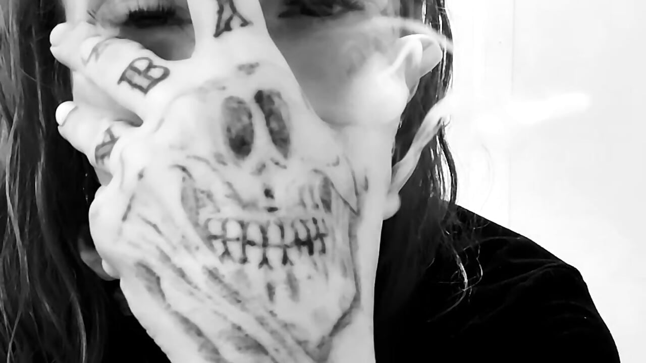 Gas mask - video by vvictoria_xxx cam model
