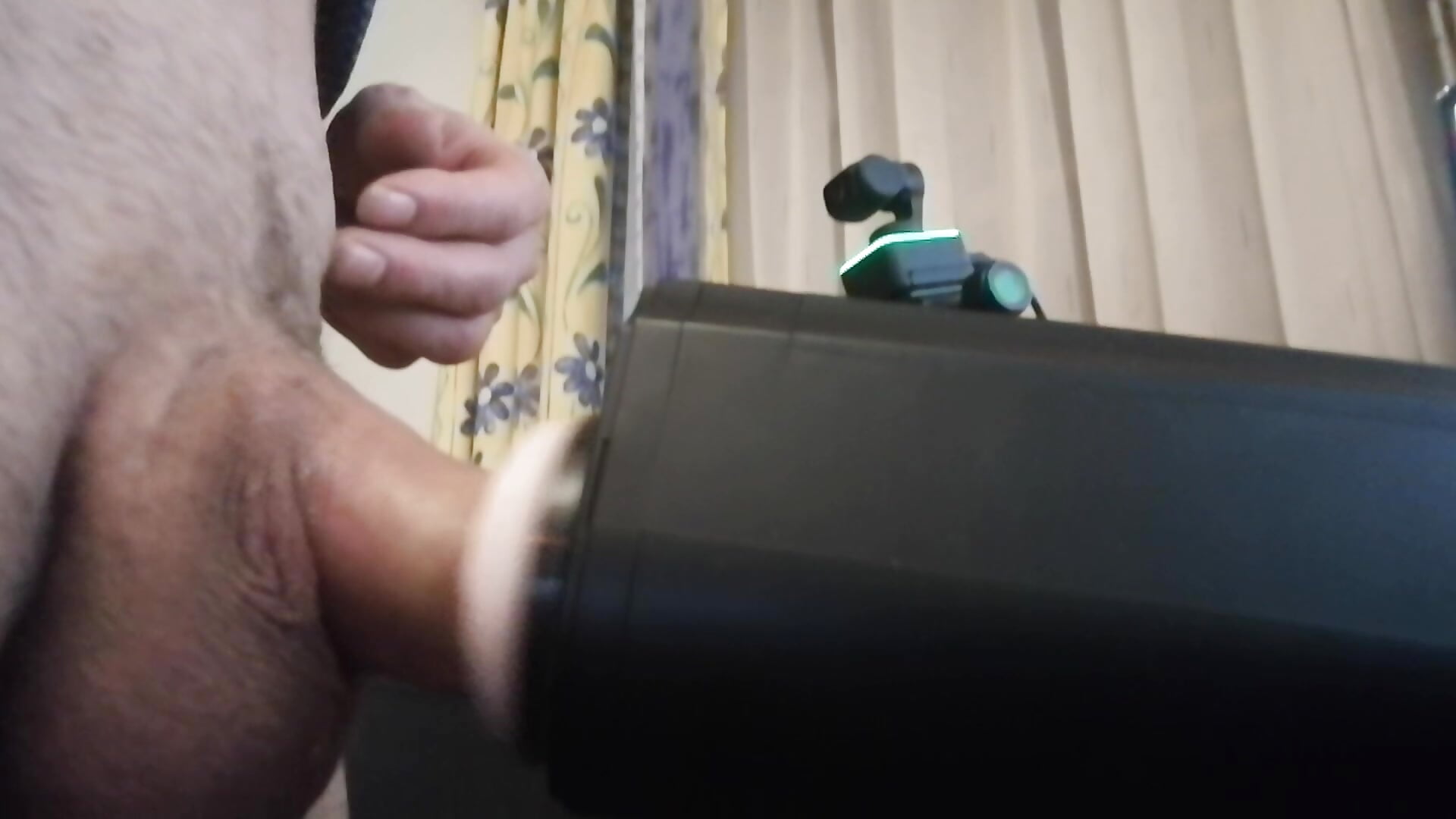 VID_20231224_204658 - video by Horwein cam model