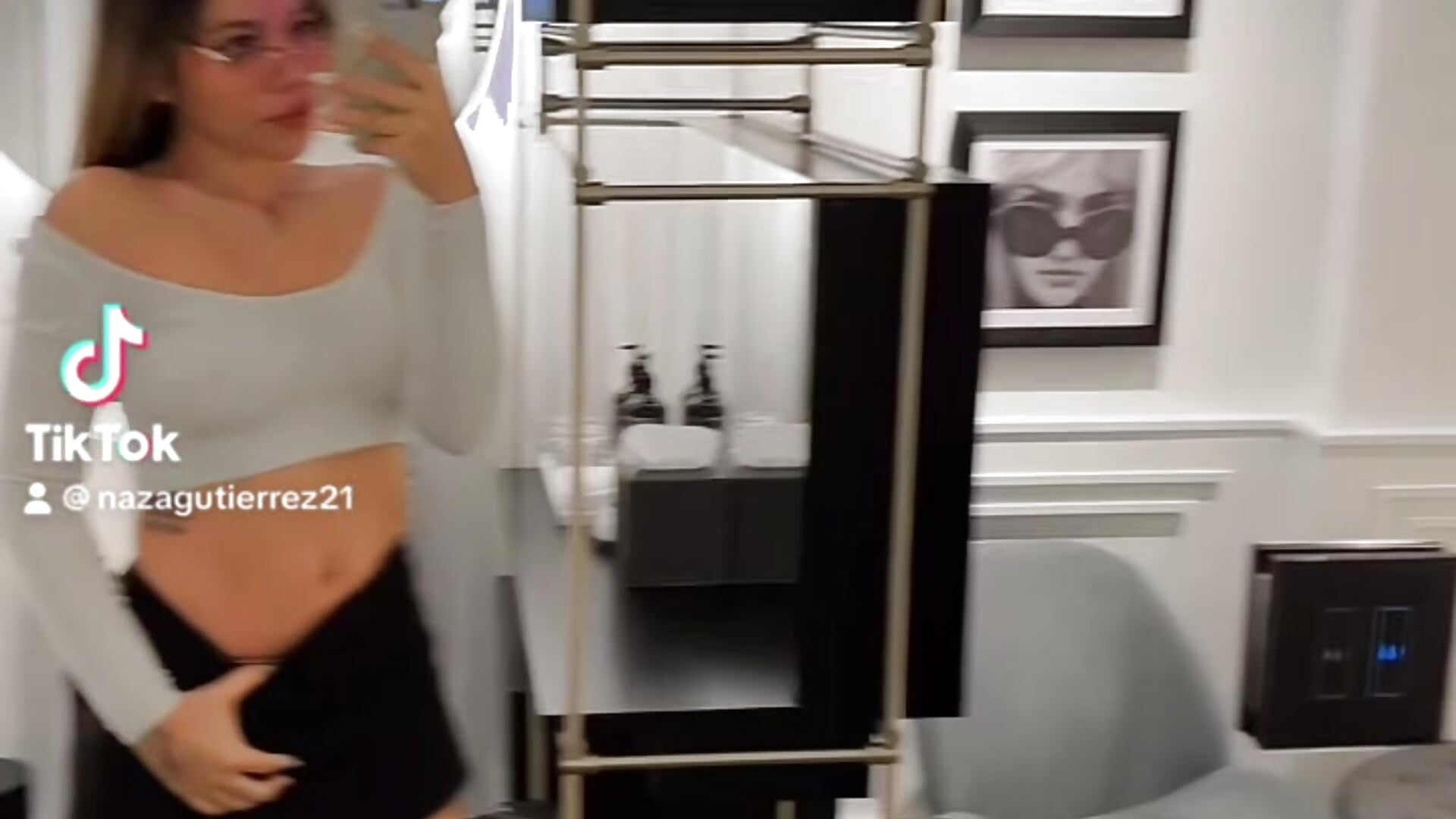 00