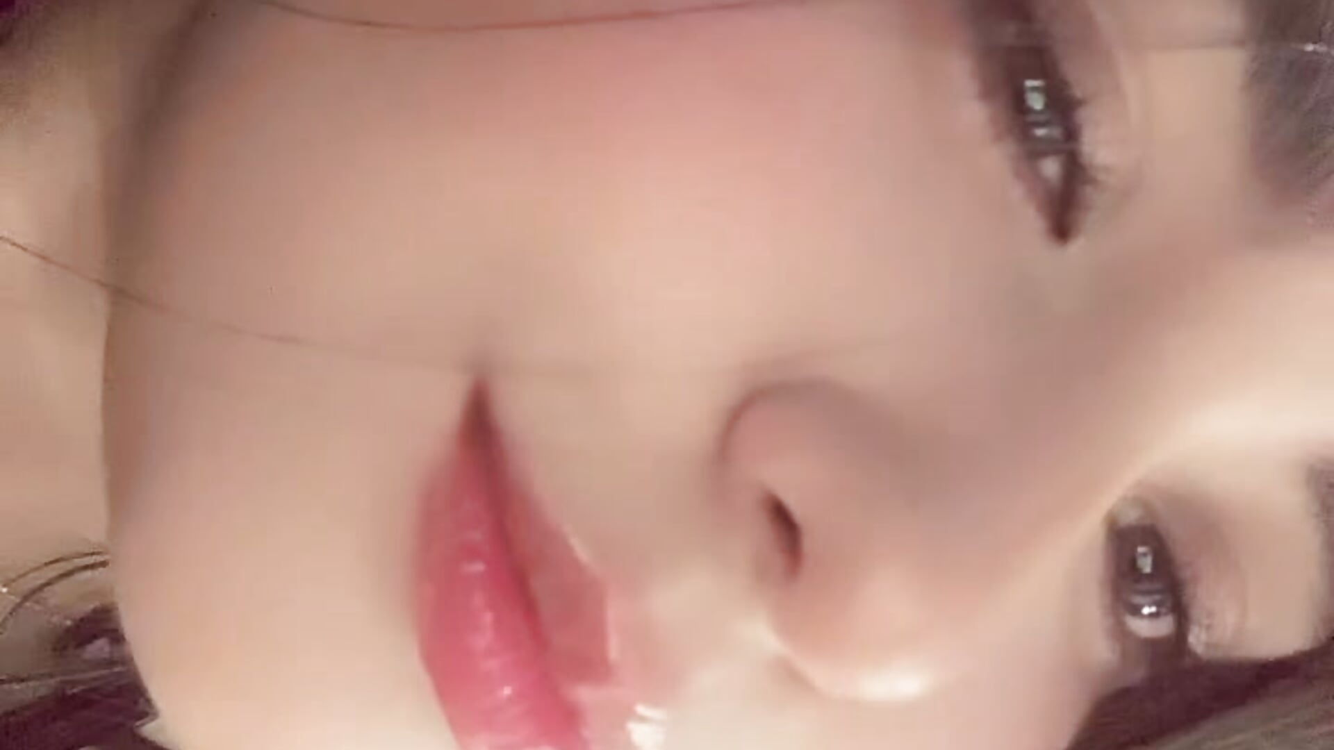 🍒🫦 - video by Liana_Bernocchi cam model