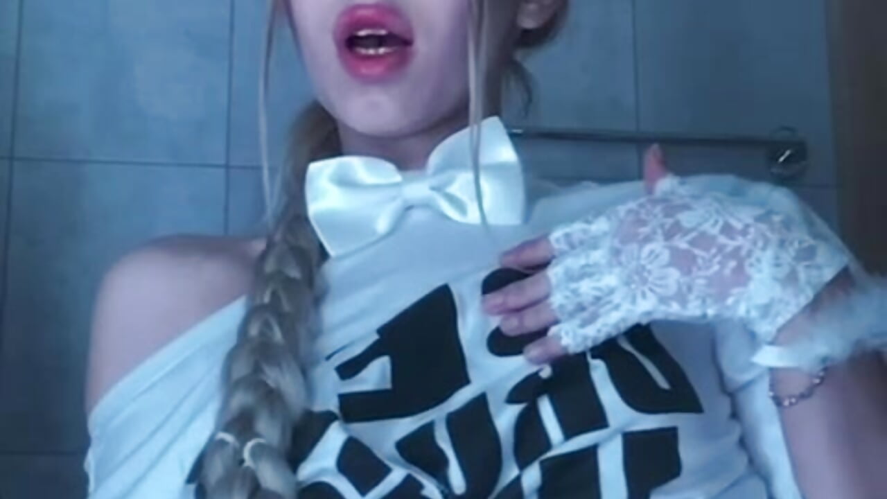 Easter Bunny🐰 - video by LiliaBianka cam model