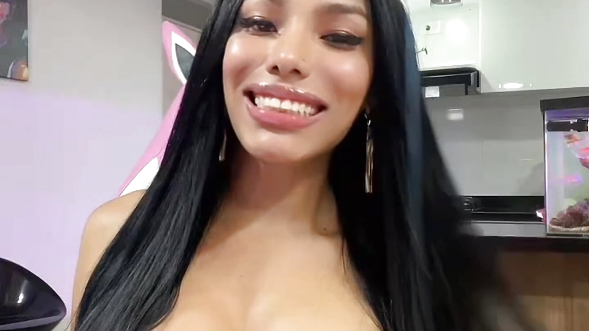カメラキャストのEvaebonny14さんのトレンドな 7627本の動画