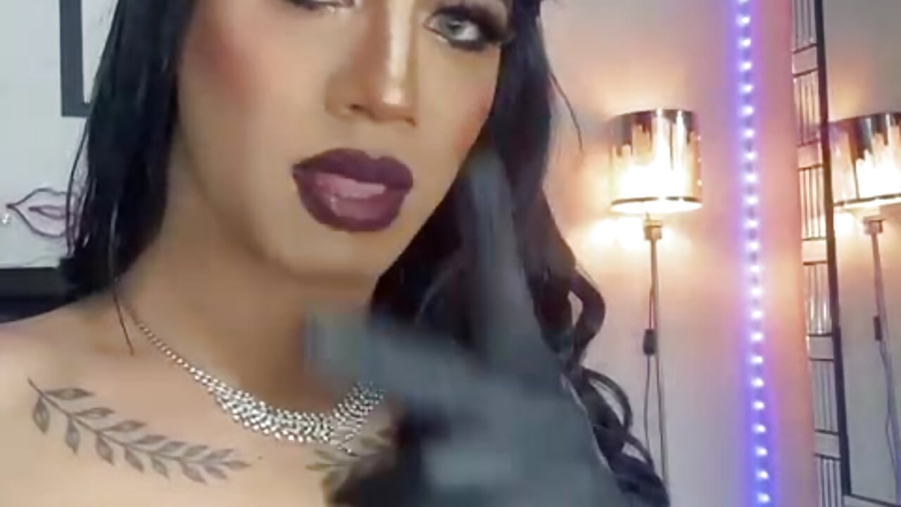 A LITTLE DEVIL LIKE ME - video by Scarlett_Steelee cam model