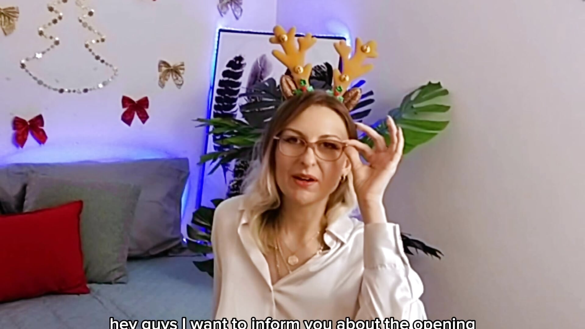 Opening of the fan club - video by Emily_Juicy_ cam model