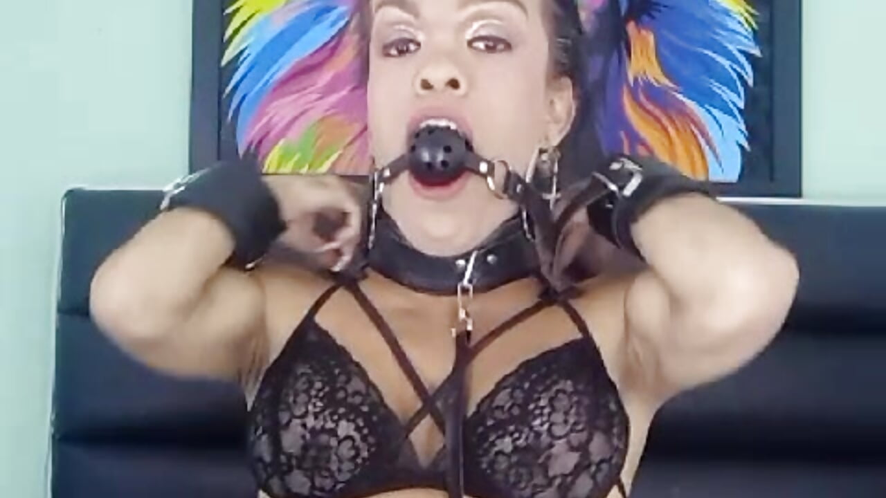 Welcome to my world🔥🔥 - video by Little_colombian cam model