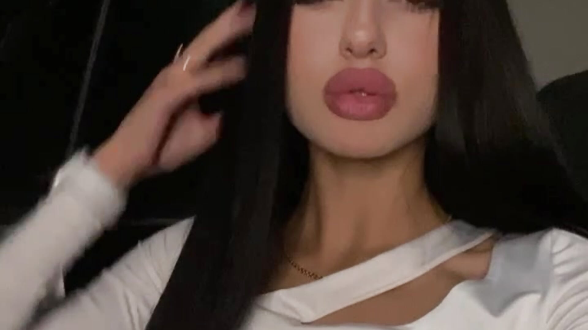 Mmm